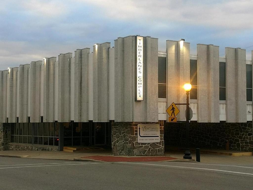 The Stables Inn & Suites Salem Exterior foto